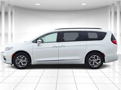 Used 2022 Chrysler Pacifica Limited
