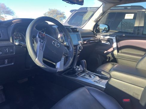 Used 2020 Toyota 4Runner Limited image 9