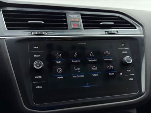 Used 2021 Volkswagen Tiguan SE R-Line FWD image 36