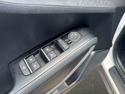Used 2020 Kia Soul LX FWD image 18