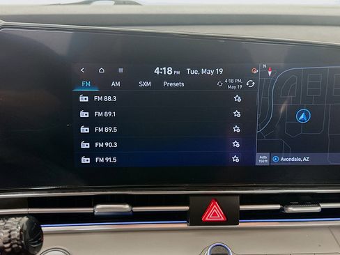 Used 2024 Hyundai Elantra Limited FWD image 21