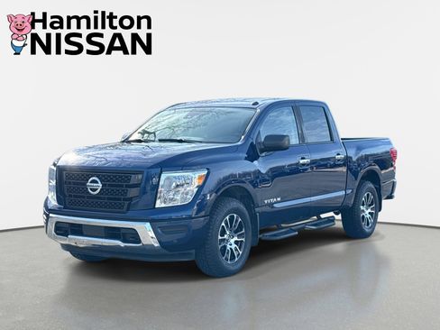 Used 2021 Nissan Titan SV w/ SV Convenience Package image 5