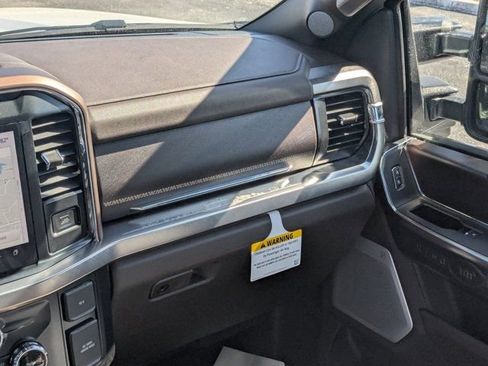 New 2026 Ford F450 King Ranch w/ FX4 Off-Road Package image 18