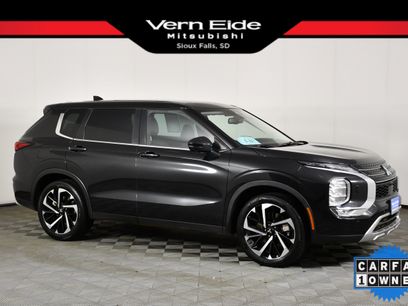 Used 2023 Mitsubishi Outlander SE