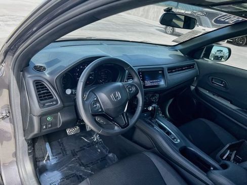 Used 2021 Honda HR-V Sport image 11