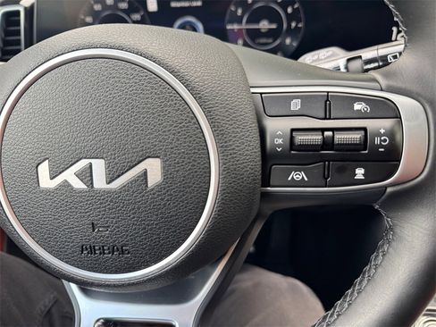 Used 2023 Kia Sportage SX image 30