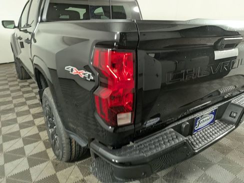 New 2026 Chevrolet Colorado W/T w/ WT Custom Package AWD/4WD image 9