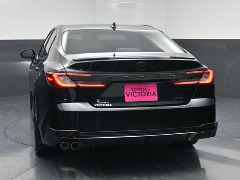 Used 2025 Toyota Camry XSE FWD image 16
