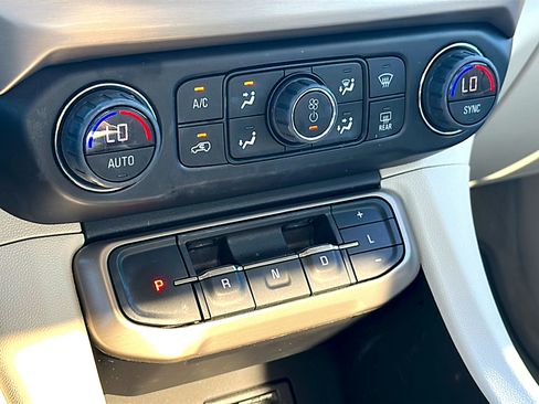 Used 2023 GMC Acadia Denali w/ Denali Ultimate Package image 35