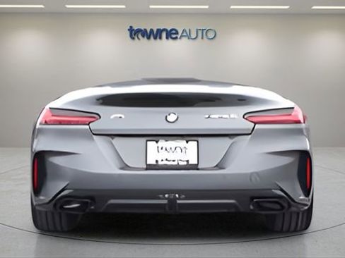 Used 2021 BMW Z4 M40i w/ Executive Package image 7