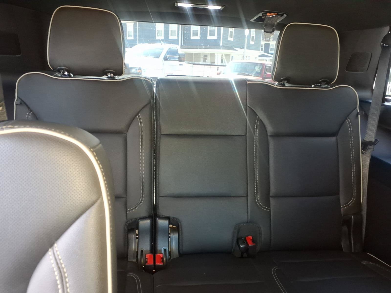 Used 2021 Chevrolet Tahoe Premier AWD/4WD image 15