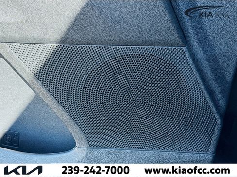 New 2026 Kia Sorento LX image 23