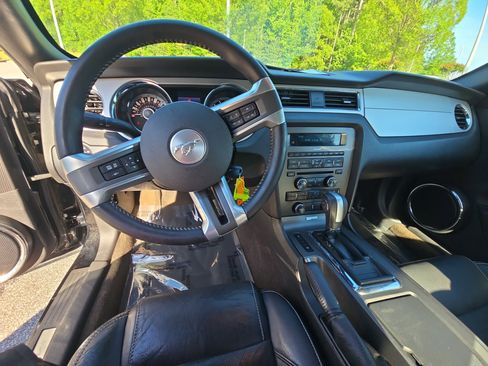Used 2013 Ford Mustang Premium w/ Security Pkg RWD image 16