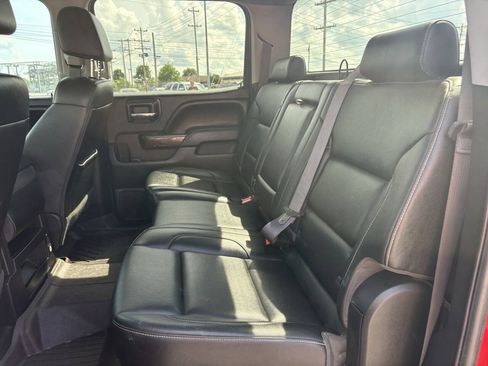 Used 2017 GMC Sierra 1500 SLT w/ SLT Premium Package AWD/4WD image 15