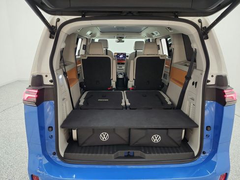Used 2025 Volkswagen ID. Buzz 1st Edition AWD/4WD image 21