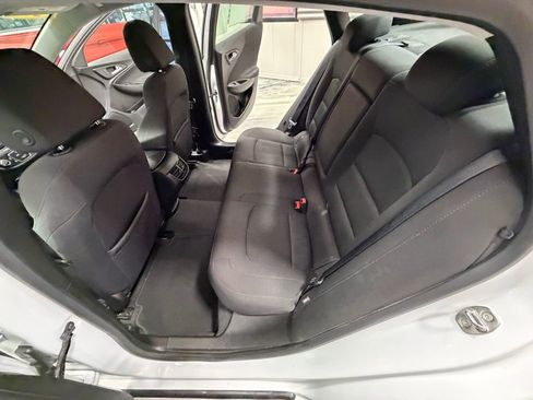 Used 2017 Chevrolet Malibu LT image 45