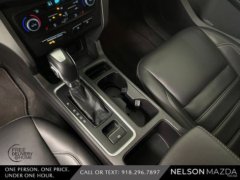 Used 2019 Ford Escape SEL image 29