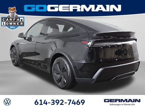 Used 2026 Tesla Model Y Long Range image 11