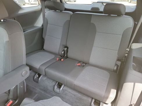 Used 2023 Chevrolet Traverse LT w/ LPO, Floor Liner Package AWD/4WD image 27