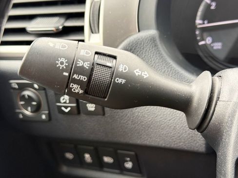 Certified 2023 Lexus GX 460 Premium AWD/4WD image 28