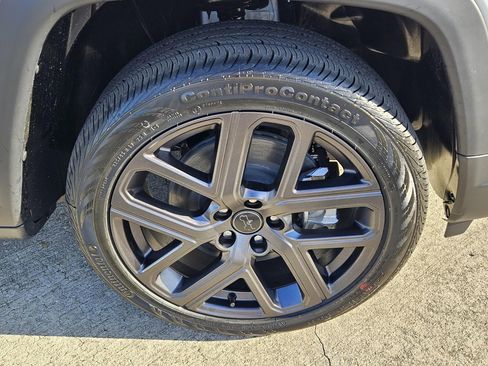 New 2026 Jeep Compass Latitude image 16