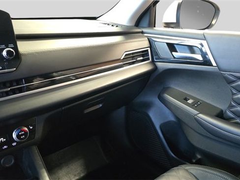 Used 2023 Mitsubishi Outlander SEL 40th Anniversary image 23
