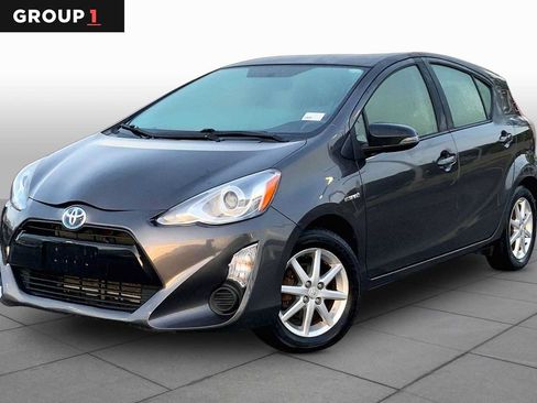 Used 2015 Toyota Prius C Three FWD image 1