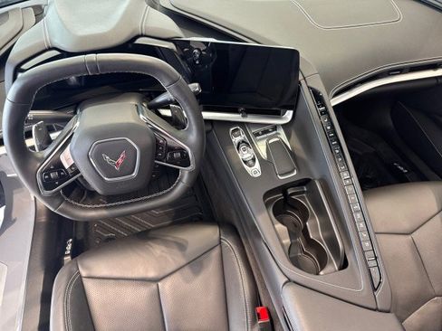 Used 2024 Chevrolet Corvette Stingray Preferred Conv w/ Z51 Performance Package image 8