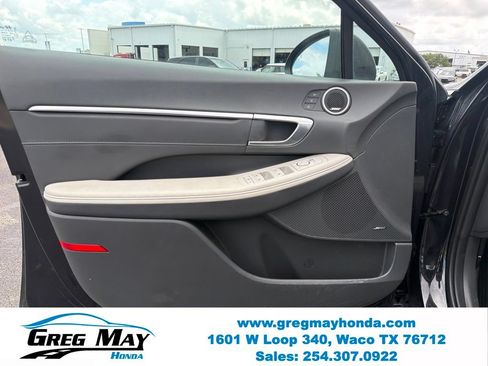 Used 2023 Hyundai Sonata Limited FWD image 9