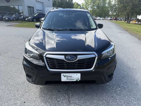 Used 2019 Subaru Forester Premium w/ All-Weather Package AWD/4WD image 8