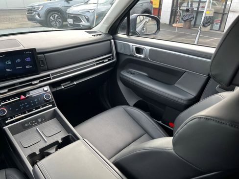 Used 2025 Hyundai Santa Fe SEL image 36