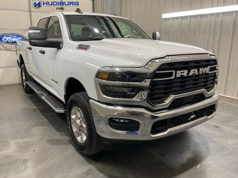 Used 2026 RAM 2500 Big Horn AWD/4WD image 1