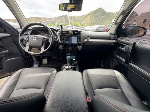 Used 2021 Toyota 4Runner Venture w/ Moonroof Package AWD/4WD image 4