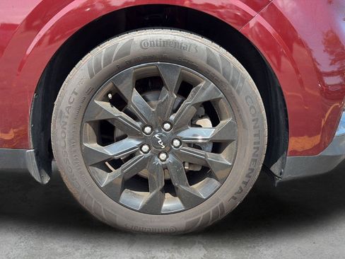 Used 2024 Kia Carnival SX Prestige FWD image 25