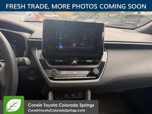Used 2024 Toyota Corolla Cross AWD Hybrid w/ Convenience Package image 11