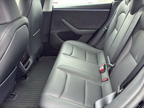 Used 2025 Tesla Model 3 Long Range image 10