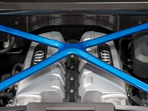 Used 2017 Audi R8 V10 plus w/ Full Leather Package image 48