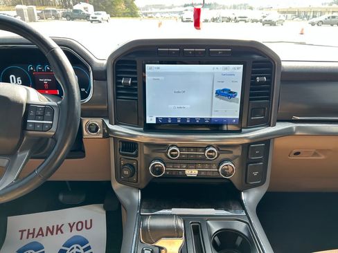 Used 2022 Ford F150 Lariat w/ Equipment Group 502A High image 19