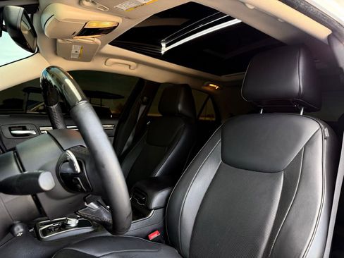 Used 2015 Chrysler 300 C w/ Harman/Kardon Audio Group RWD image 20
