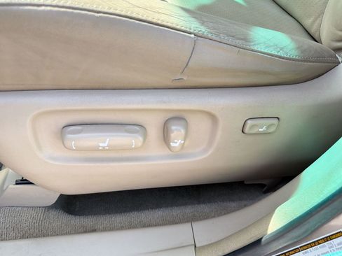 Used 2006 Toyota Highlander Limited image 14