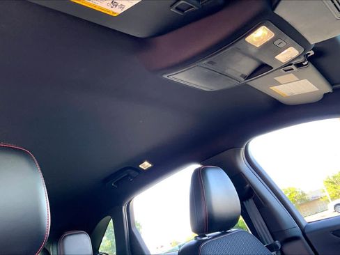 Used 2025 Ford Escape ST-Line AWD/4WD image 14