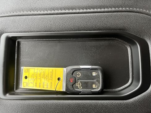 Used 2022 Chevrolet Silverado 3500 LTZ w/ LTZ Plus Package image 40