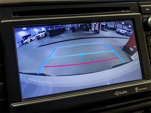 Used 2015 Toyota Tacoma 4x4 Double Cab w/ SR5 Package image 17