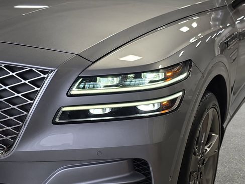 Used 2024 Genesis GV80 2.5T w/ Prestige Package image 30