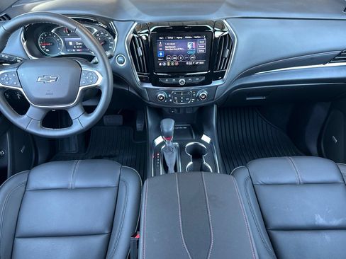 Used 2023 Chevrolet Traverse RS AWD/4WD image 12