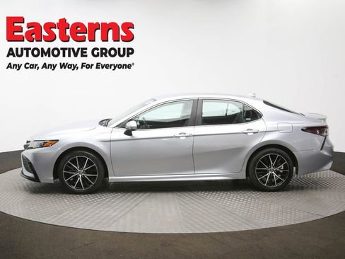 Used 2024 Toyota Camry SE FWD image 61