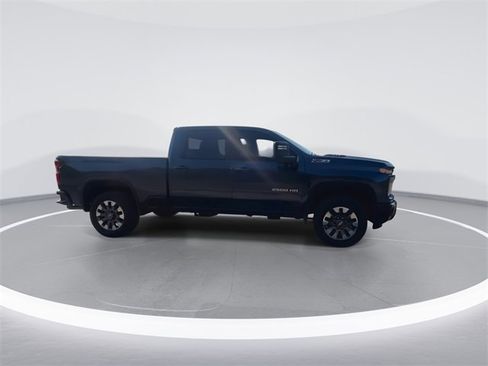 Used 2024 Chevrolet Silverado 2500 Custom w/ Custom Value Package image 13