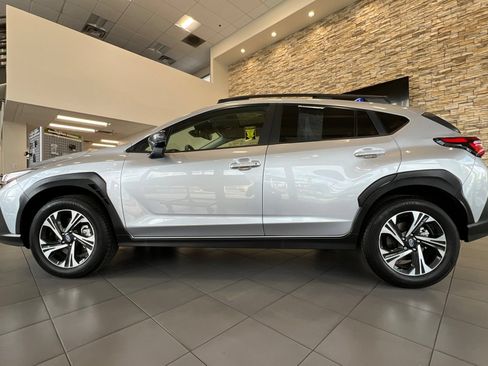 Certified 2025 Subaru Crosstrek 2.5i Premium AWD/4WD image 2