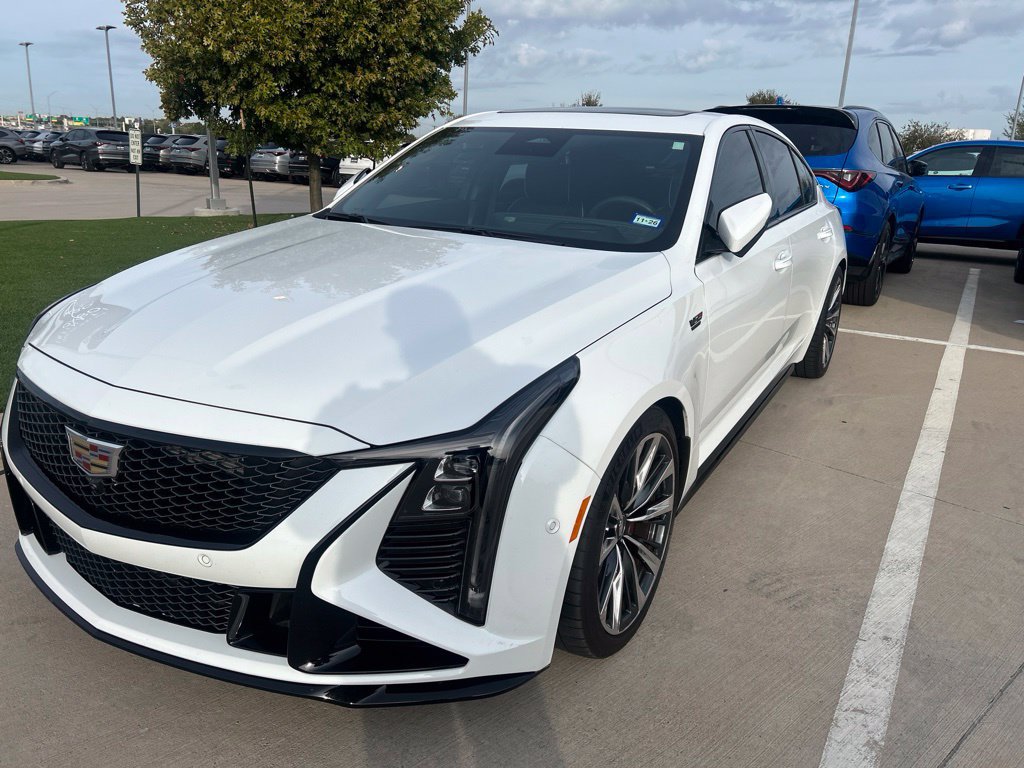 Used 2025 Cadillac CT5 V Blackwing w/ Super Cruise 1 Package RWD image 2