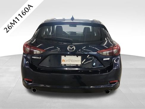 Used 2018 MAZDA MAZDA3 Grand Touring w/ Premium Equipment Package FWD image 31